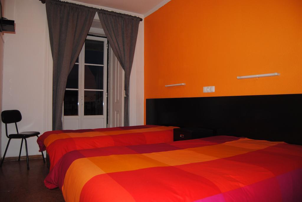 Pensao Beira Minho Hotel Lisbon Bilik gambar